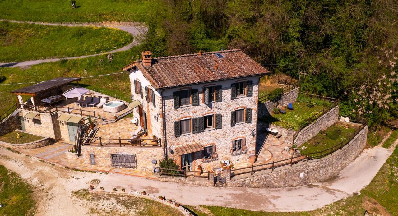 Villa Fenice - Elegant Country House Борго-а-Моццано Екстер'єр фото