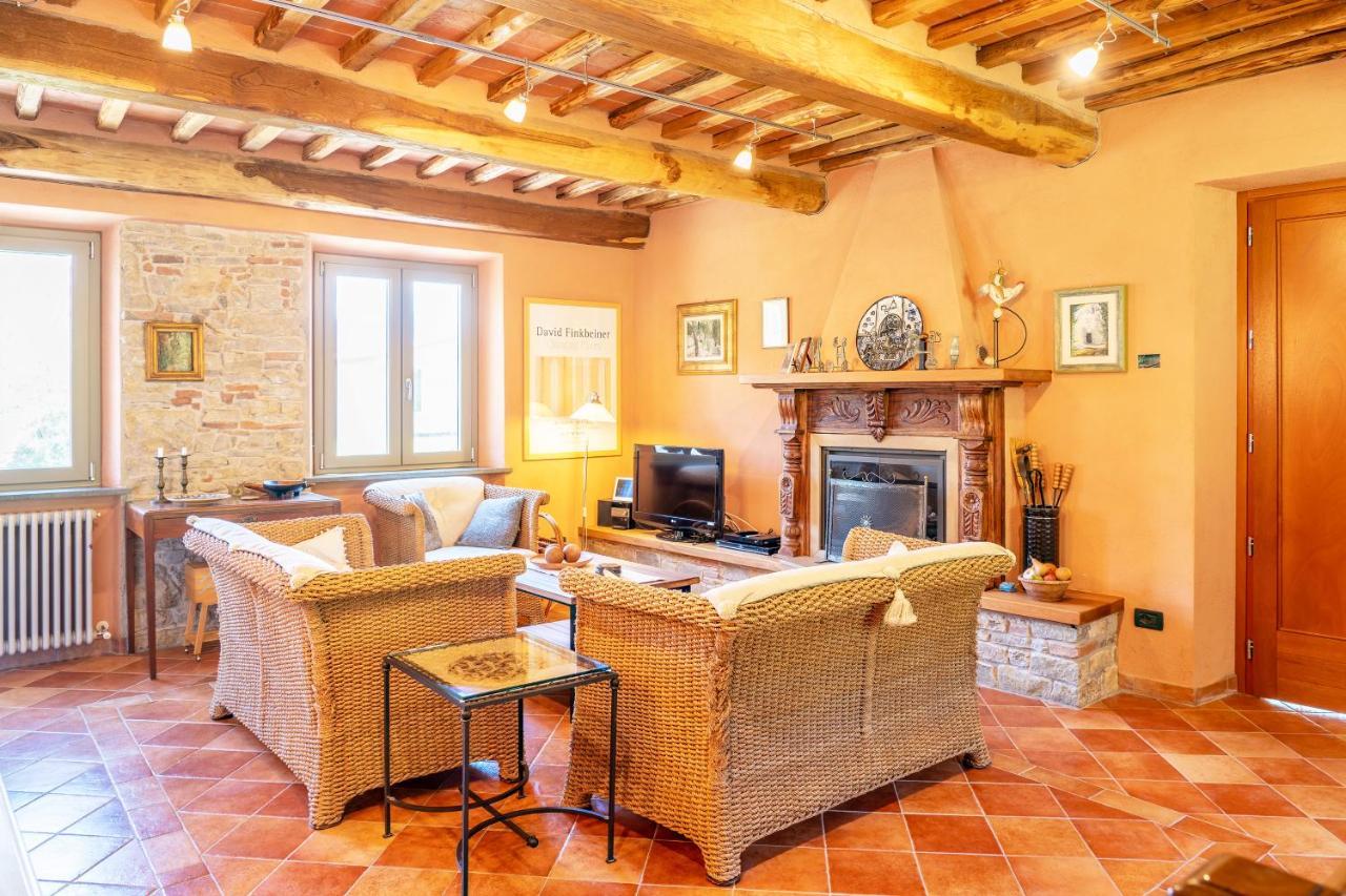 Villa Fenice - Elegant Country House Борго-а-Моццано Екстер'єр фото